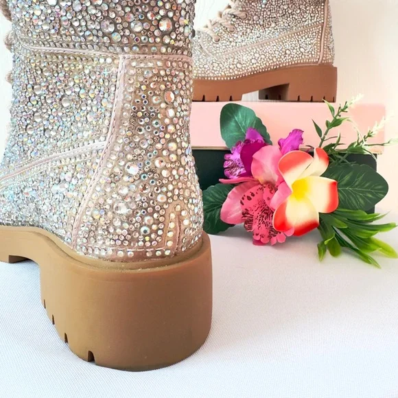 #73 BETSEY JOHNSON ~ Silver Sparkling Rhinestone Cushion Ankle Boots size 8 - Picture 9 of 10